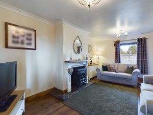 Living room- click for photo gallery